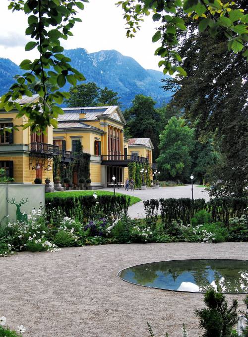 Das Salzkammergut ist ein beliebtes Ausflugsziel unserer Gäste im Alpina Family, Spa & Sporthotel. 