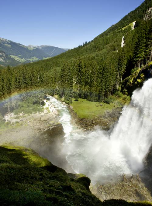 Die Krimmler Wasserfälle sind ein beeindruckendes Ausflugsziel für unsere Gäste im Alpina Family, Spa & Sporthotel. 